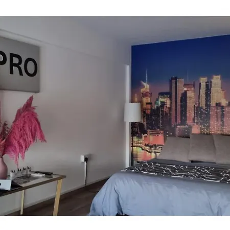 Privatunterkunft Livepro
