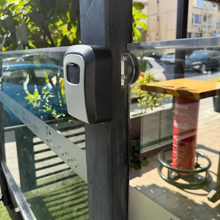 Livepro Δωμάτια σε οικογενειακή κατοικία Λάρνακα